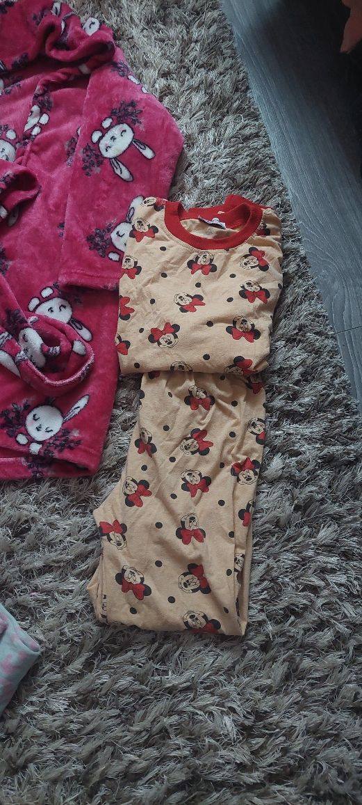 Capot baie fetita plus pijama și pantalon de pijama cadou