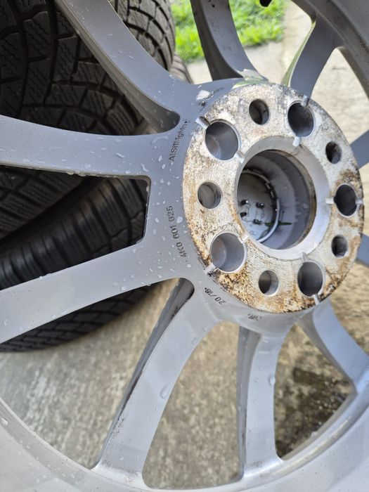 Set roti de iarna Audi