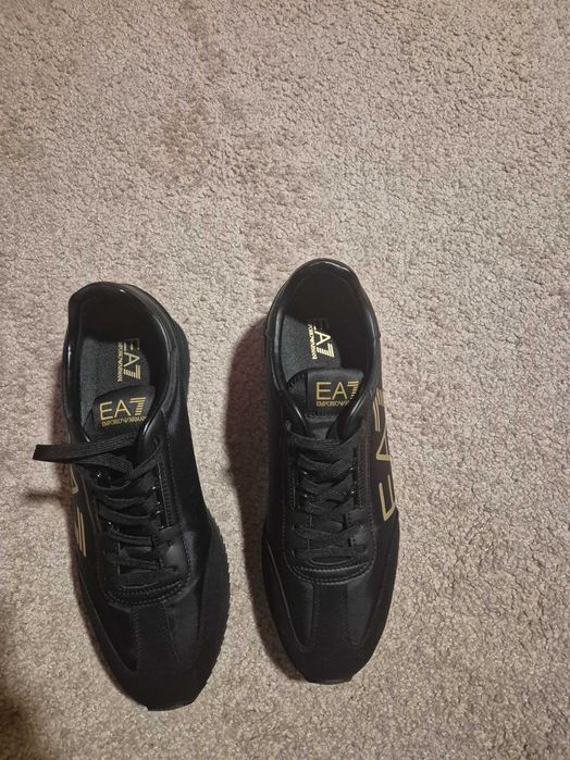 Армани оригинални