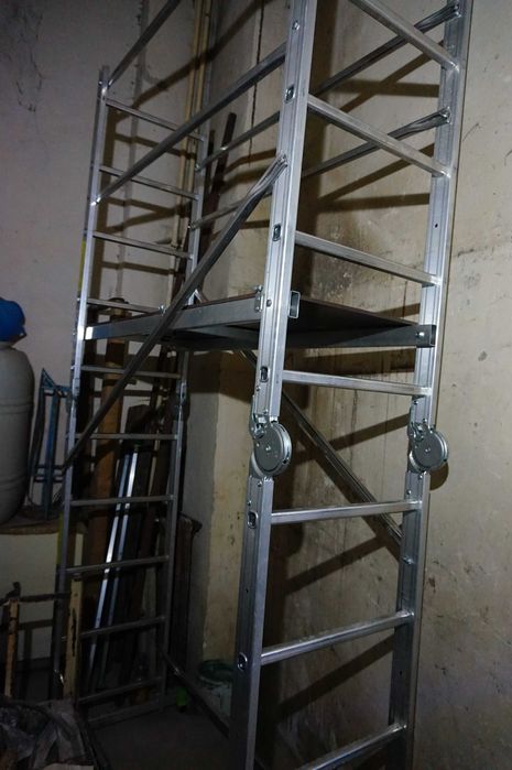 Schelă aluminiu Multiplus (compusă din 2 scări cu genunchi) - H=2,85m