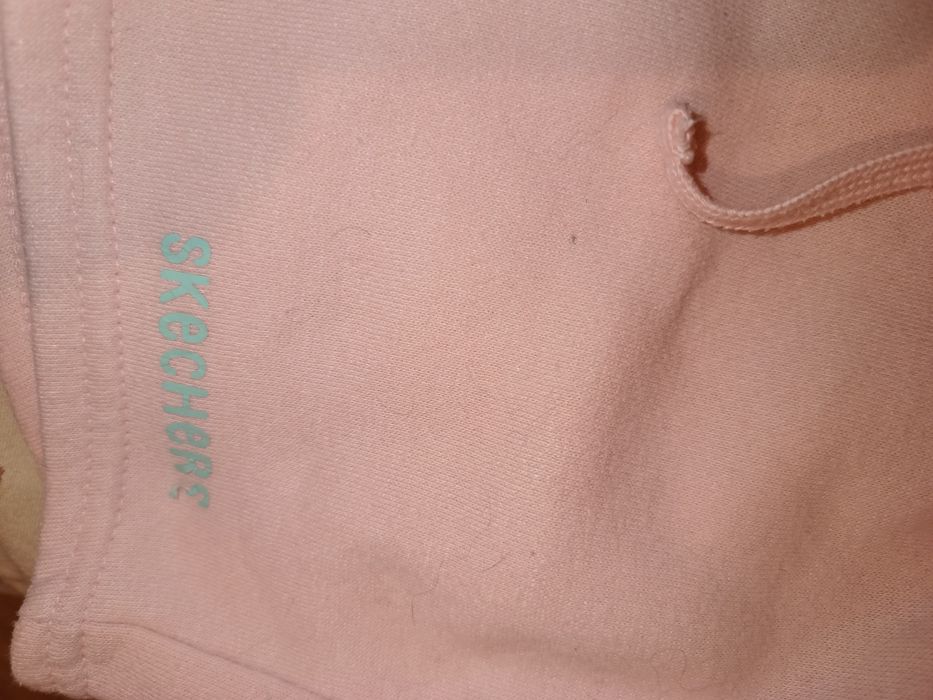 Scechers ,спортен комплект за 4 год.