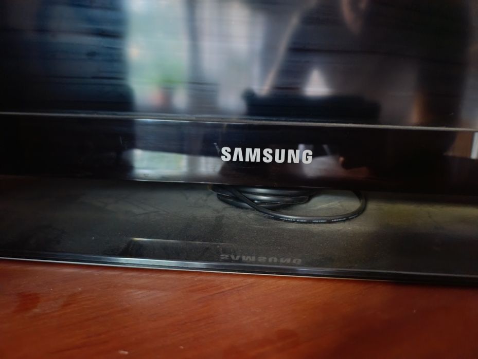 Телевизор Samsung 40 диагональ