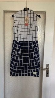 Рокля модел балон нова с етикет Негатив