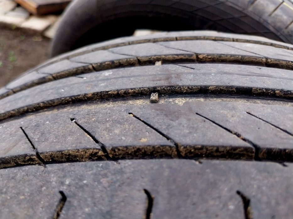 Cauciucuri R18 continental