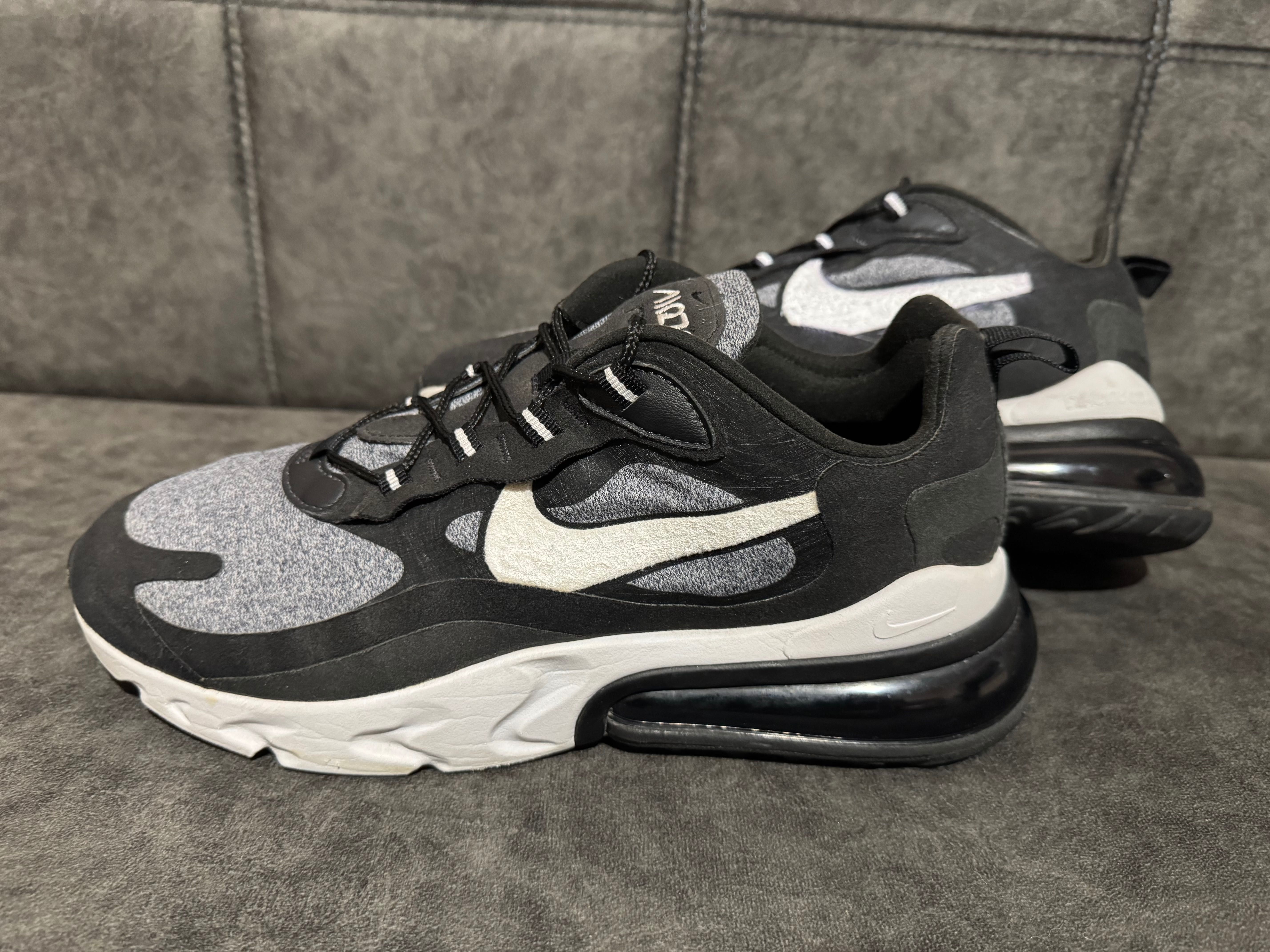 Nike Air Max 270 React.