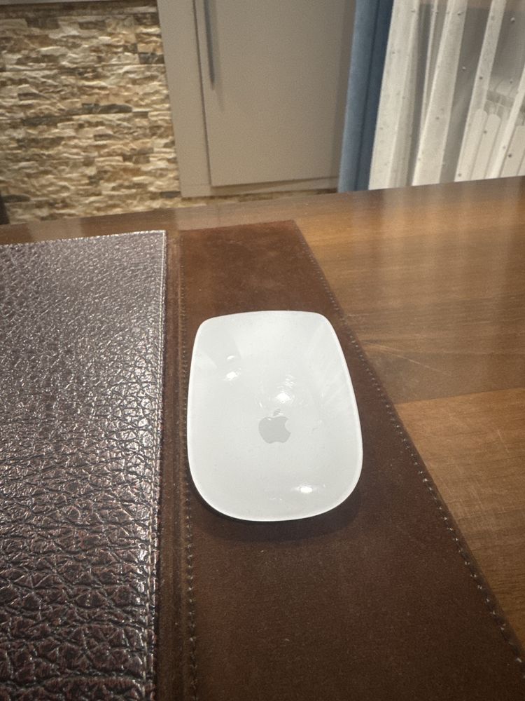 Продаю magic mouse 2