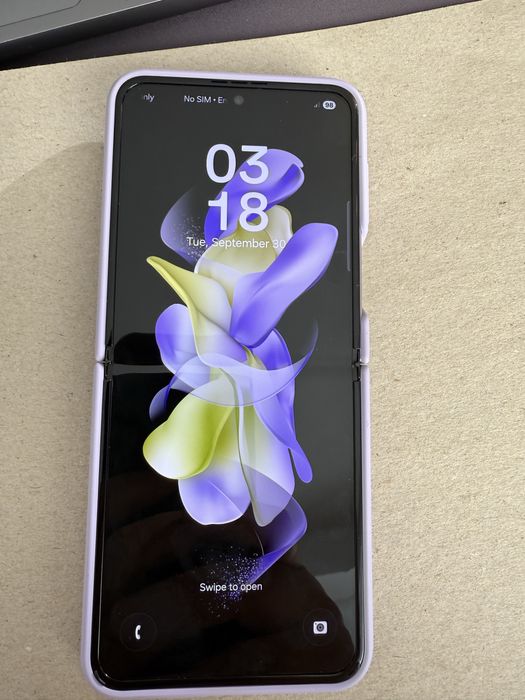 Samsung Galaxy Z Flip 4 Bora Purple