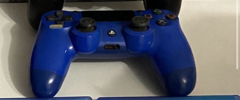 Джойстик на PS4 синий оригинал