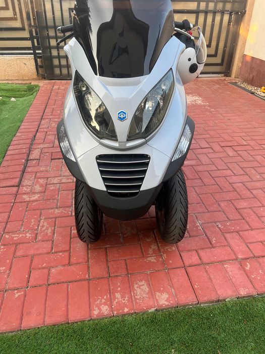 Piaggio MP3 125 CC