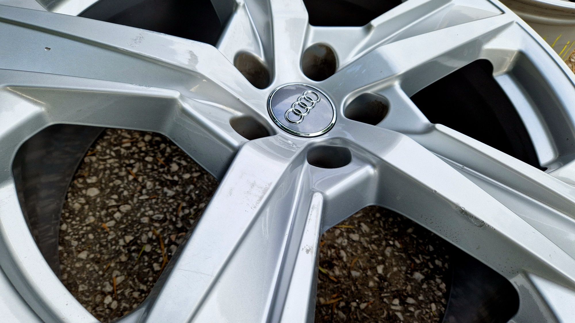 Ауди 19 5х112 лети джанти Audi A4 A5 A6 A7 A8 Q3 Q5 / Allroad. 5x112