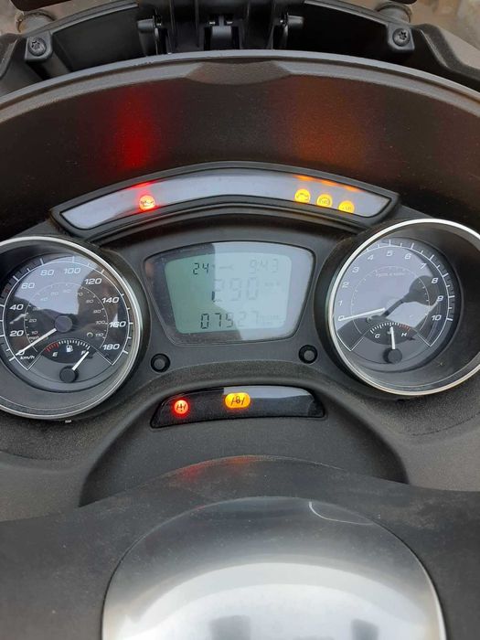 Vind Piaggio mp3 500