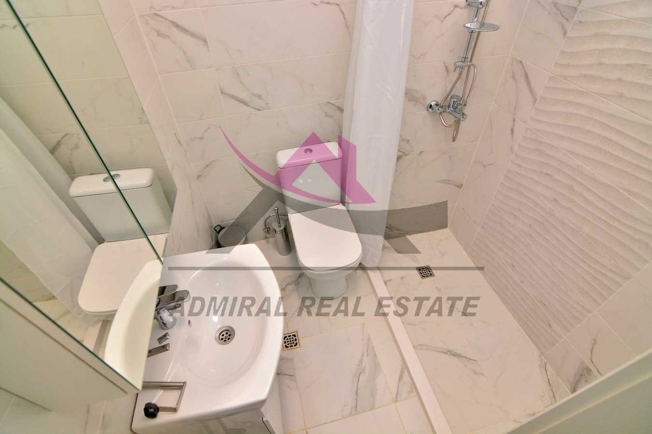 Дава се под наем Четиристаен апартамент в Варна, Център - 100 кв.м за 890 € - Снимка #4