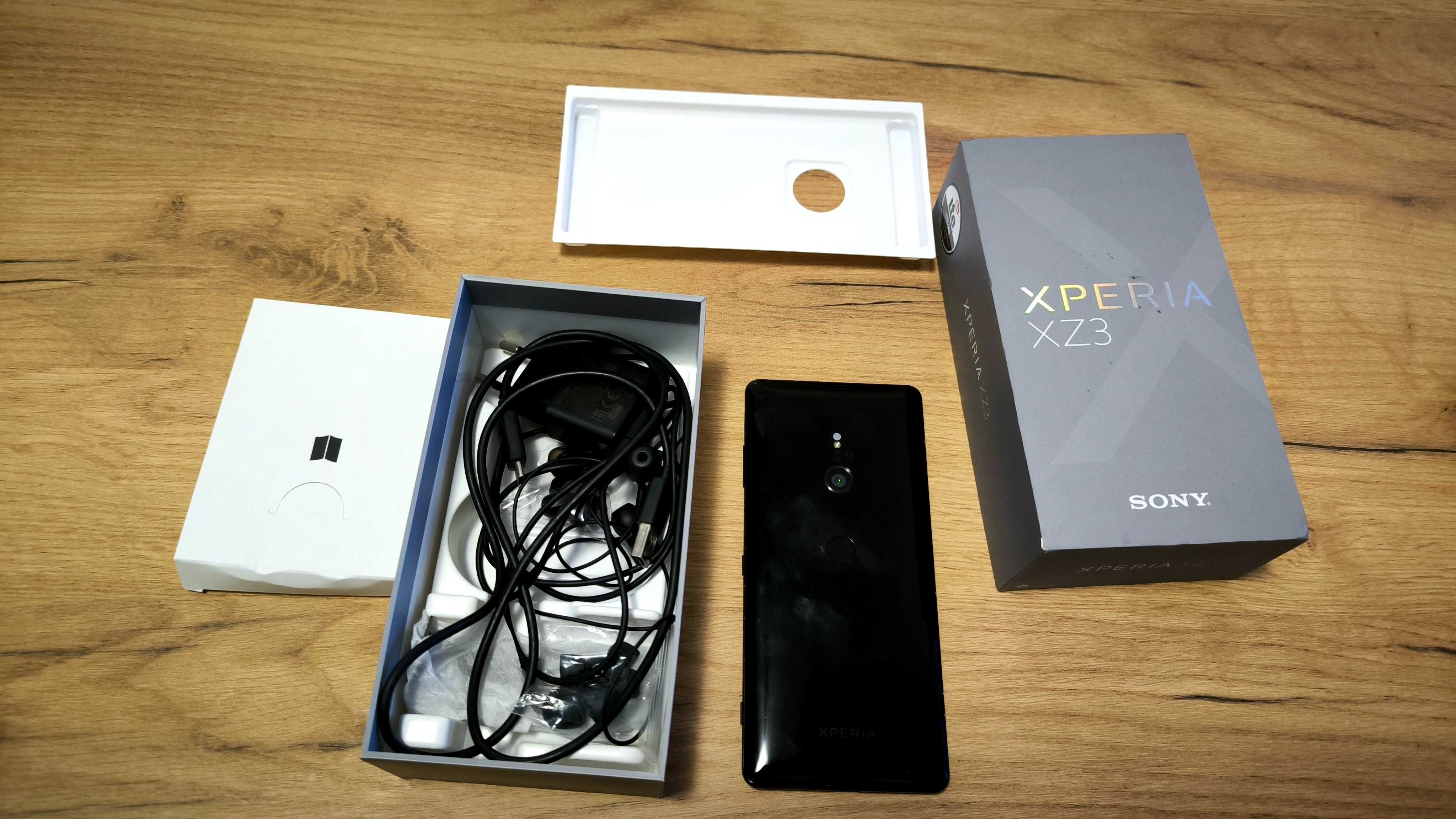 Смартфон Sony xperia xz3