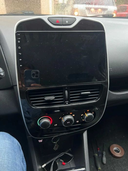 Navigatie Android Dedicata Renault Clio 4 Carplay, Android Auto, QLed