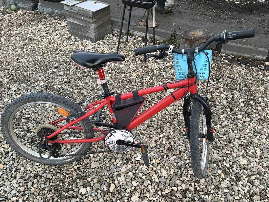 Bicicleta copii 6-9 ani