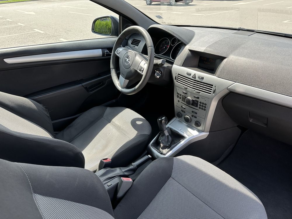 Opel Astra GTC 1.3 CDTI – 2009 г.