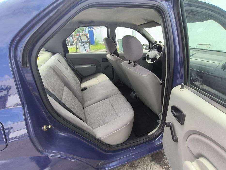 Vand Dacia Logan 1.5dci 2007 sau schimb cu moto