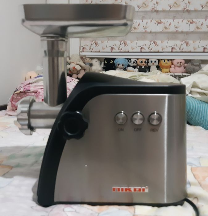 Электрическая мясо-рубка Nikai