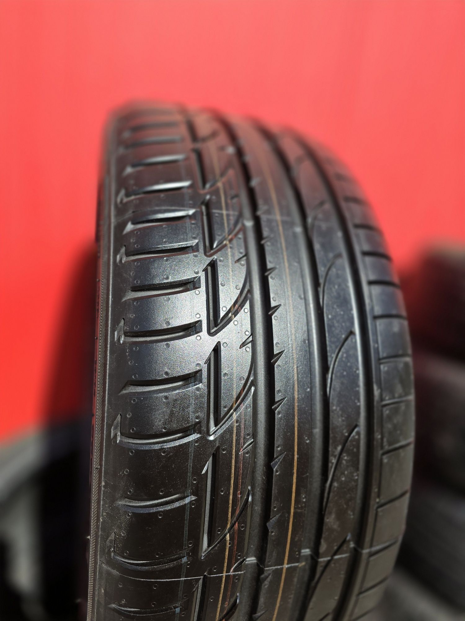 Нови летни гуми 225 40 19 4бр 225 35 19 4бр Bridgestone s001