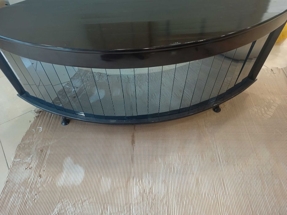 Витрина, щанд, каса, маса