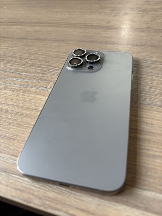 15 про мах срочно