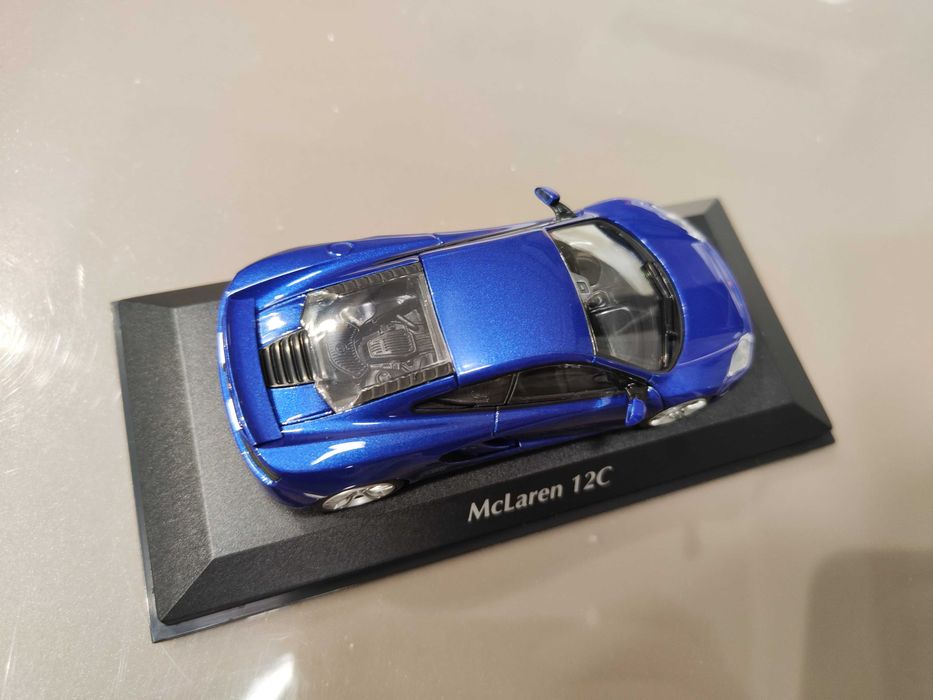 Колекционерски автомобил, Mclaren 12C Roadcar (2011), Minichamps 1:43