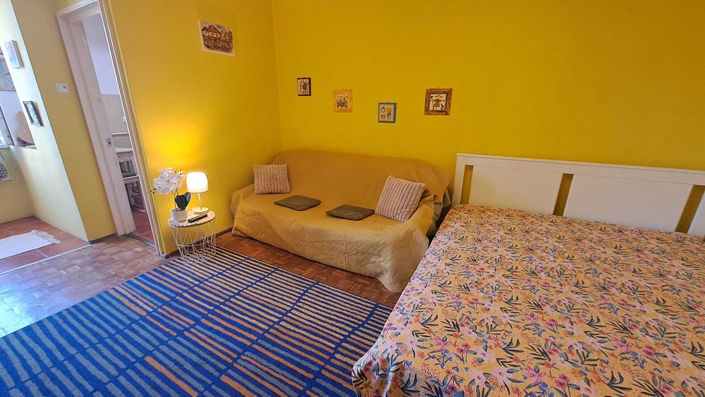 Garsoniera de inchiriat in zona Aluminei