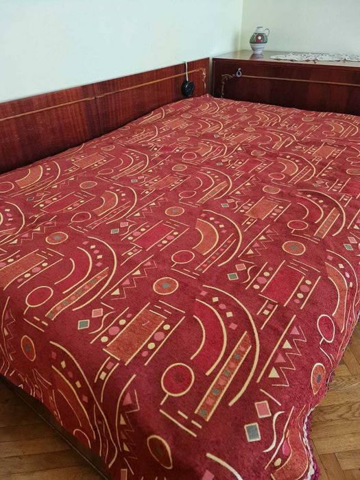 Pat in stare foarte buna 1,90 x 1,30