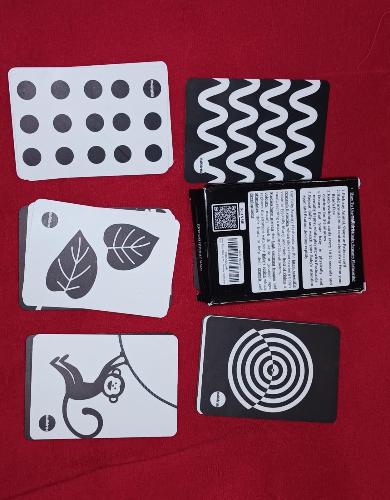 Puzzle, cartonașe alb/negru, tren, șină, cățel interactiv