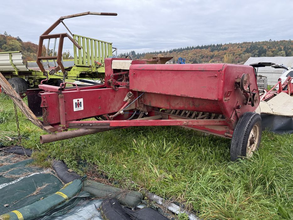 Presa international B47 balotiera welger claas john deere