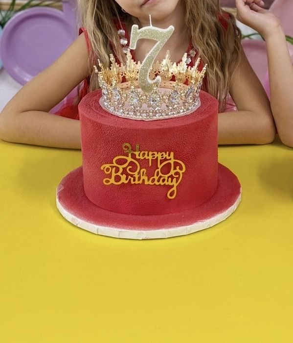 Coroniță fete cu pietre pentru tort