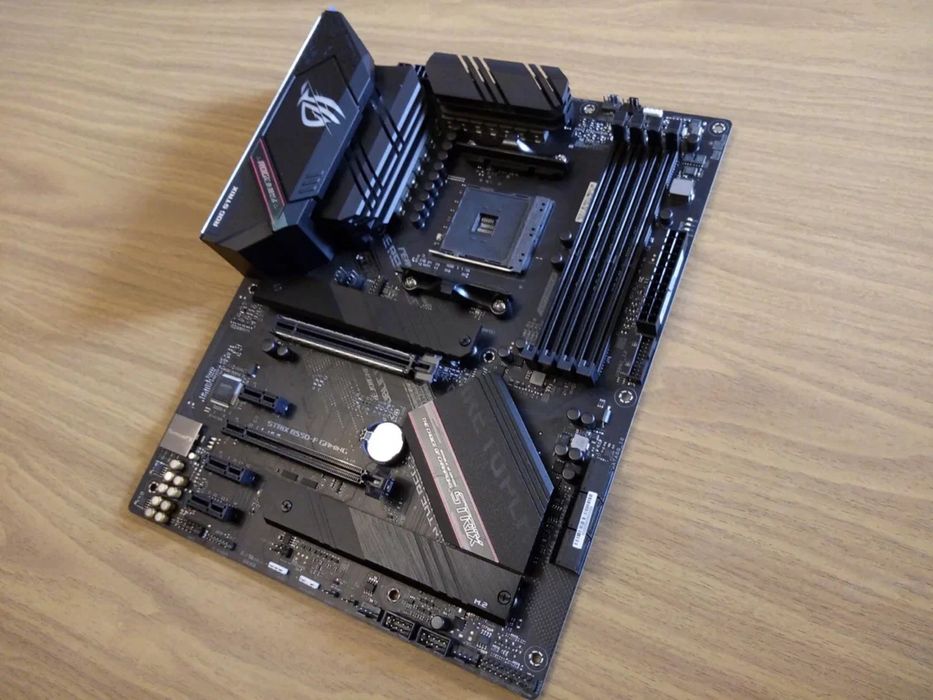 Материнская плата асус с процессором r 5 5600x