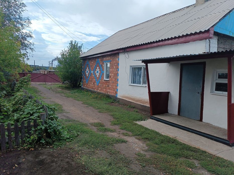 Продаются дом,в станция солоничка кокпекты.