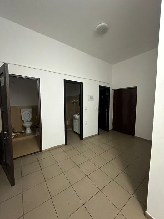 Vand/Inchiriez spatiu comercial în Turnu Magurele