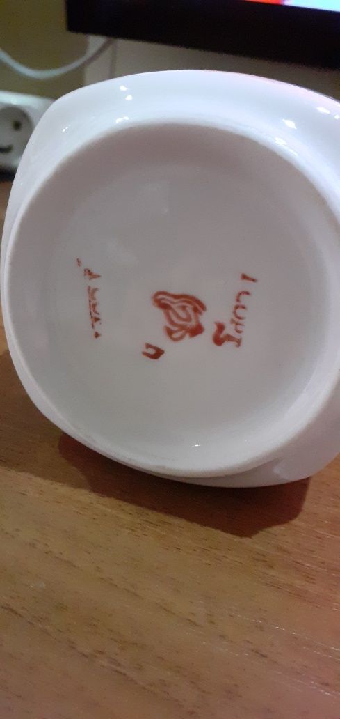 Фарфоровая чайница СССР (Капчагайский ФЗ,1980-ые гг)