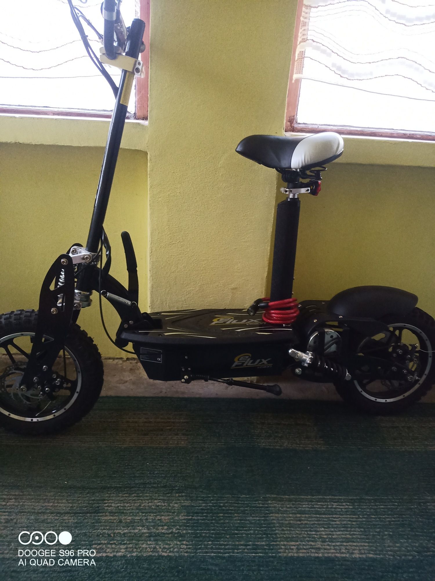 Scooter electric