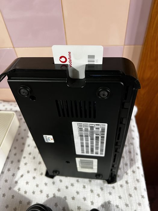 Vând mediabox Vodafone .