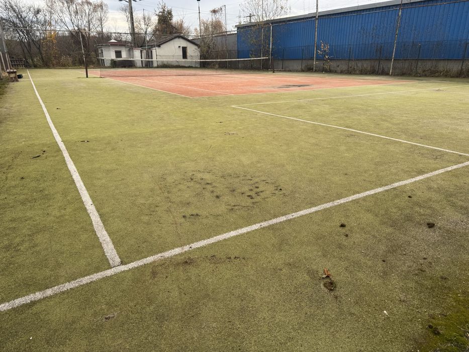 Mocheta iarba sintetica teren