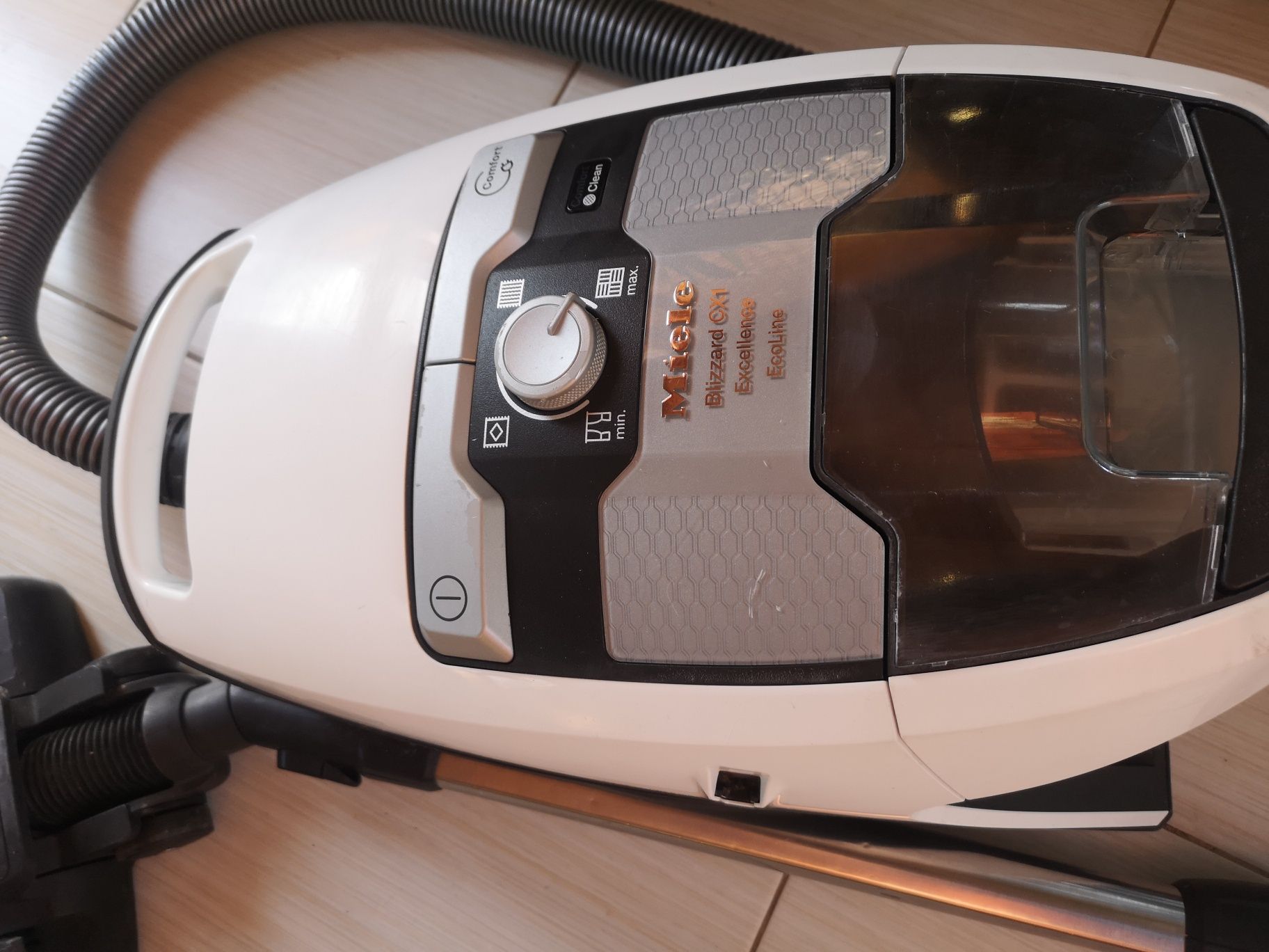 Прахосмукачка Miele Blizzar CX1 Ecsellence