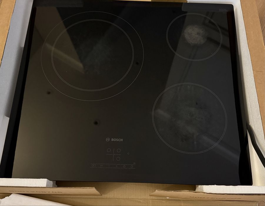 Электрическая варочная поверхность bosch