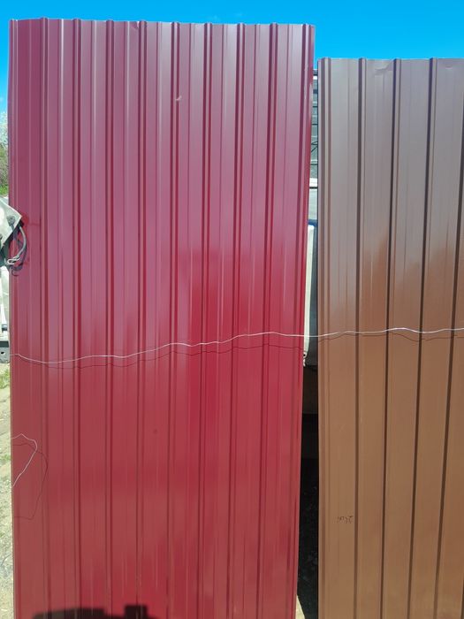 Tabla cutata zincata și colorata detali la telefon