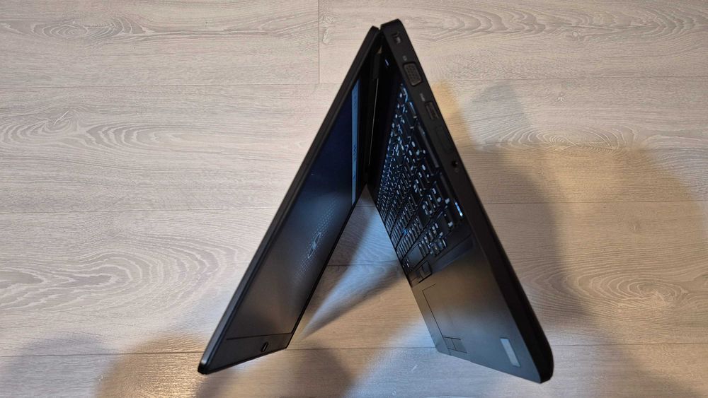 Dell Latitude 5590 i7 8650U 16GB RAM 512GB NVME Windows 11 Pro