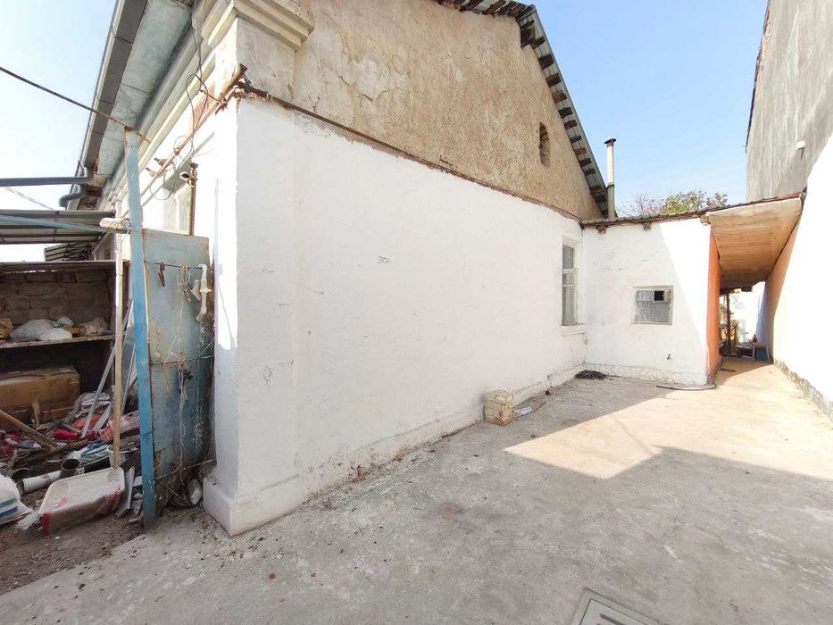 Yu  Продаётся дом 2 комнаты на 1,6 сотках Саракулька торг