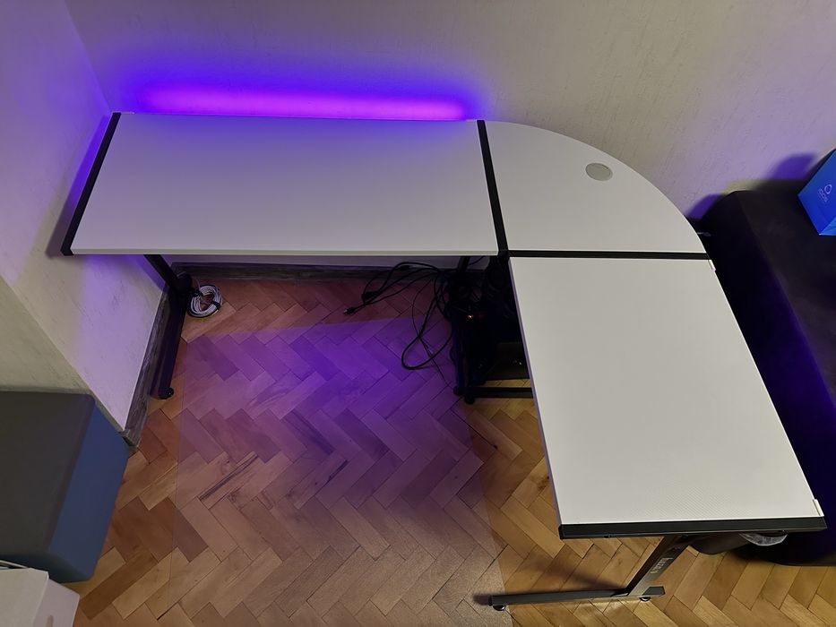 Геймърско бюро Huzaro Hero 6 RGB