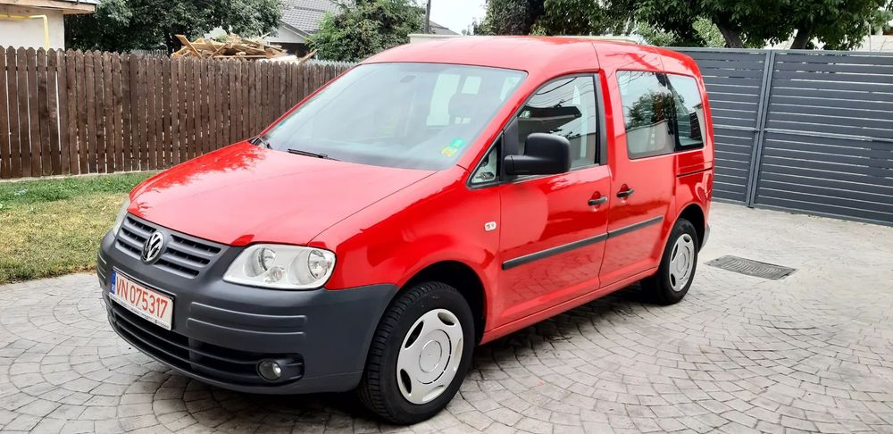 Volkswagen Caddy Volkswagen CADDY 1.4 benzina  2010