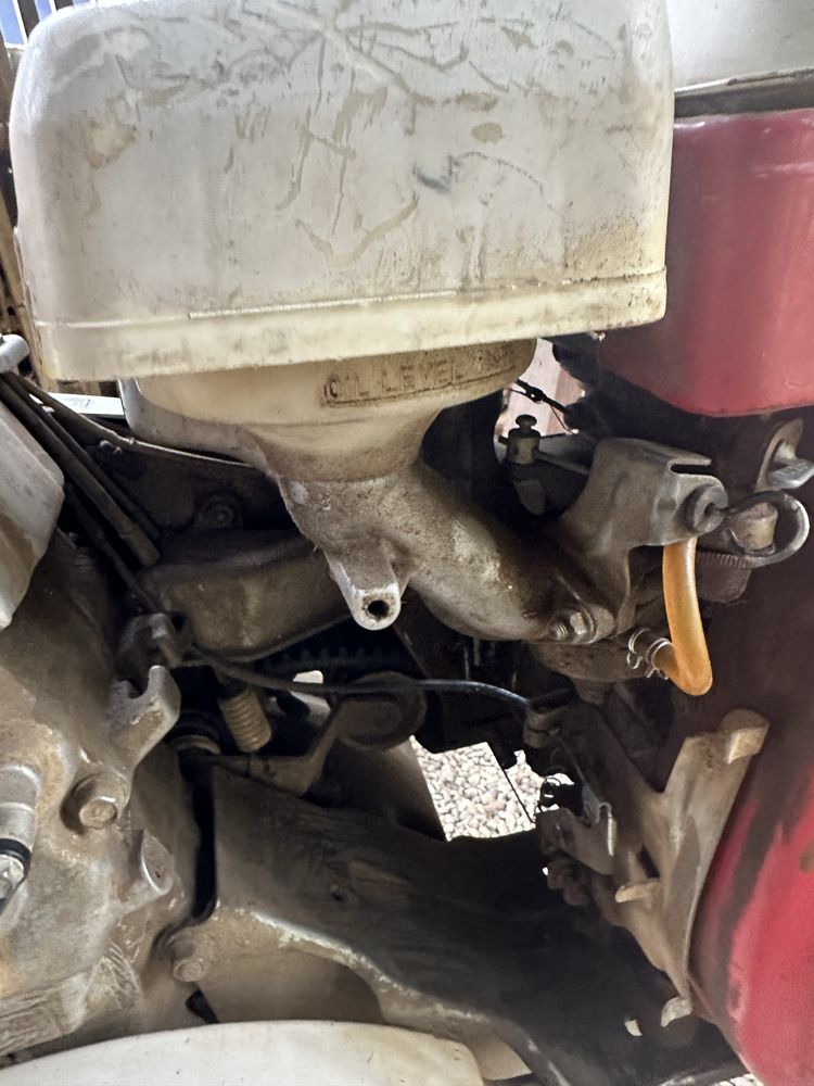De vanzare: Motocultor Honda F800 cu motor GX300 -9 cp!