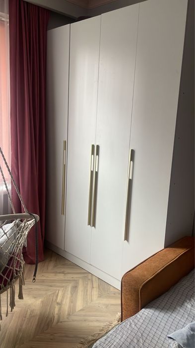 Продам Шкаф почти новый