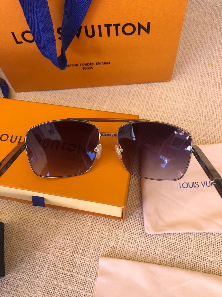 Ochelari originali Louis Vuitton Attitude