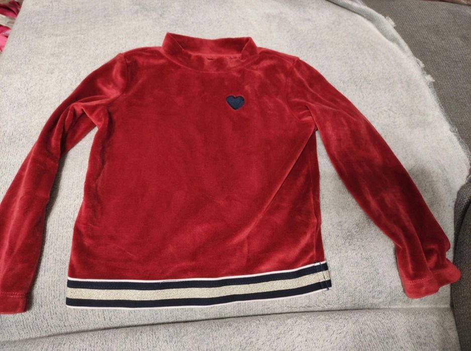 Lot de 5 bluze groase de iarna pe fetițe
Diferite brand