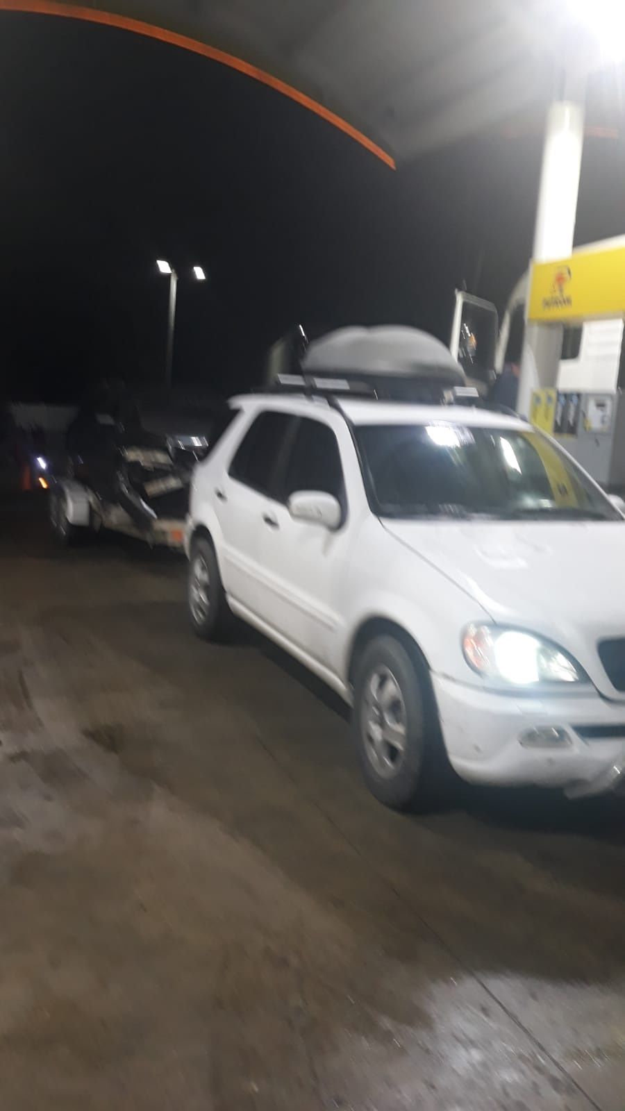 Tractari 4x4 deblocari auto non stop 7 loc Peștera Lacul bolboci DICHI